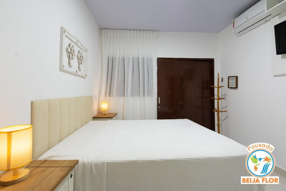 Bed, TV and multimedia, Photo of the whole room, Bedroom, air conditioner