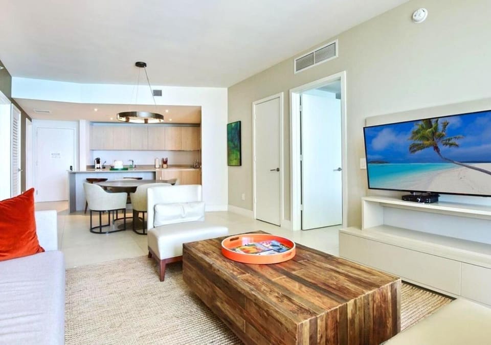 Lyfe Resort on Miami Hollywood BeachFront by MRA Apartment hotel in Hollywood Beach