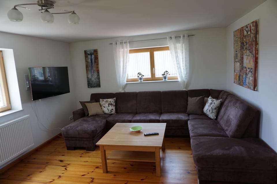 Living room, Photo of the whole room