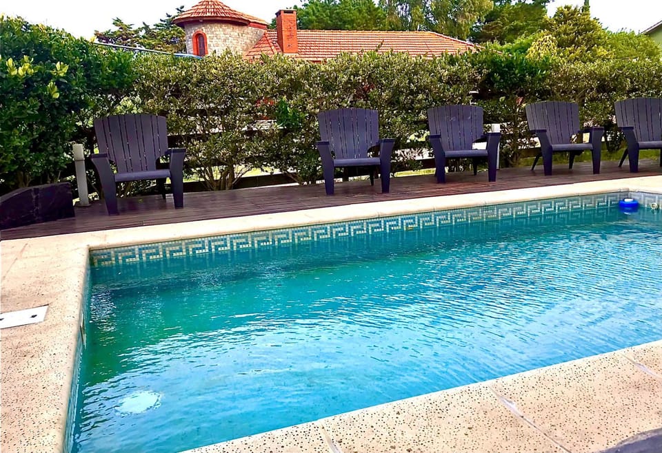 Day, Garden, Garden view, Pool view, Swimming pool, sunbed