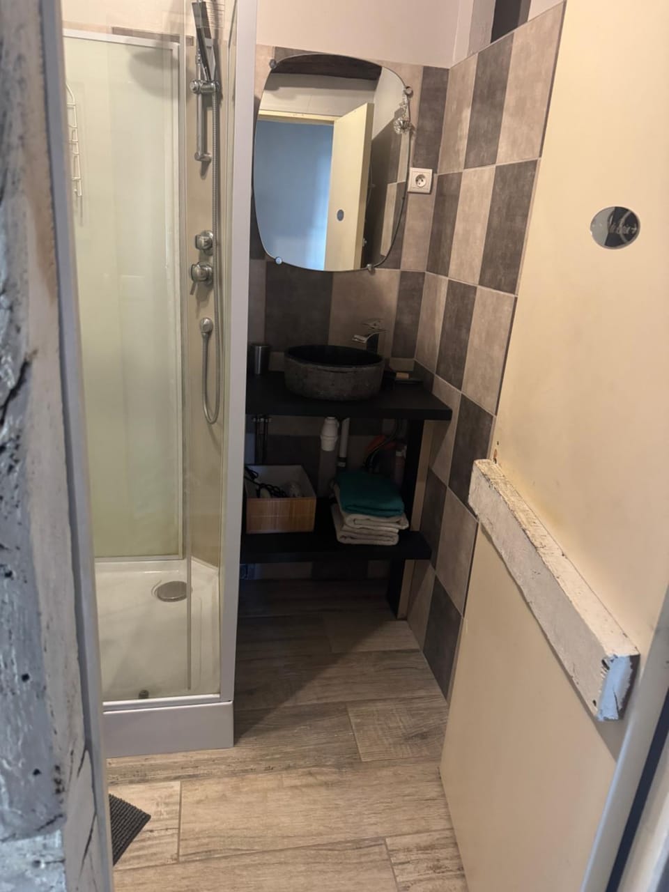 Shower, Bathroom