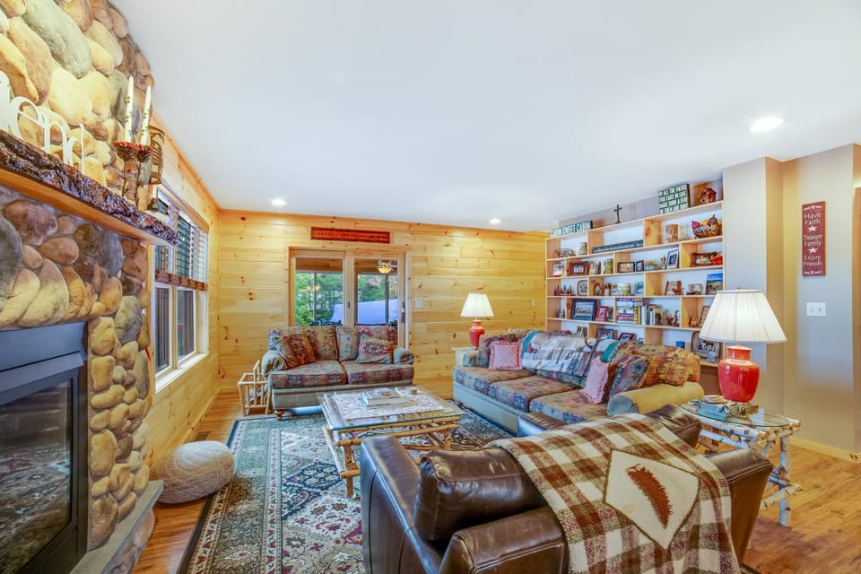 Whit's End House in Capital District, NY, USA