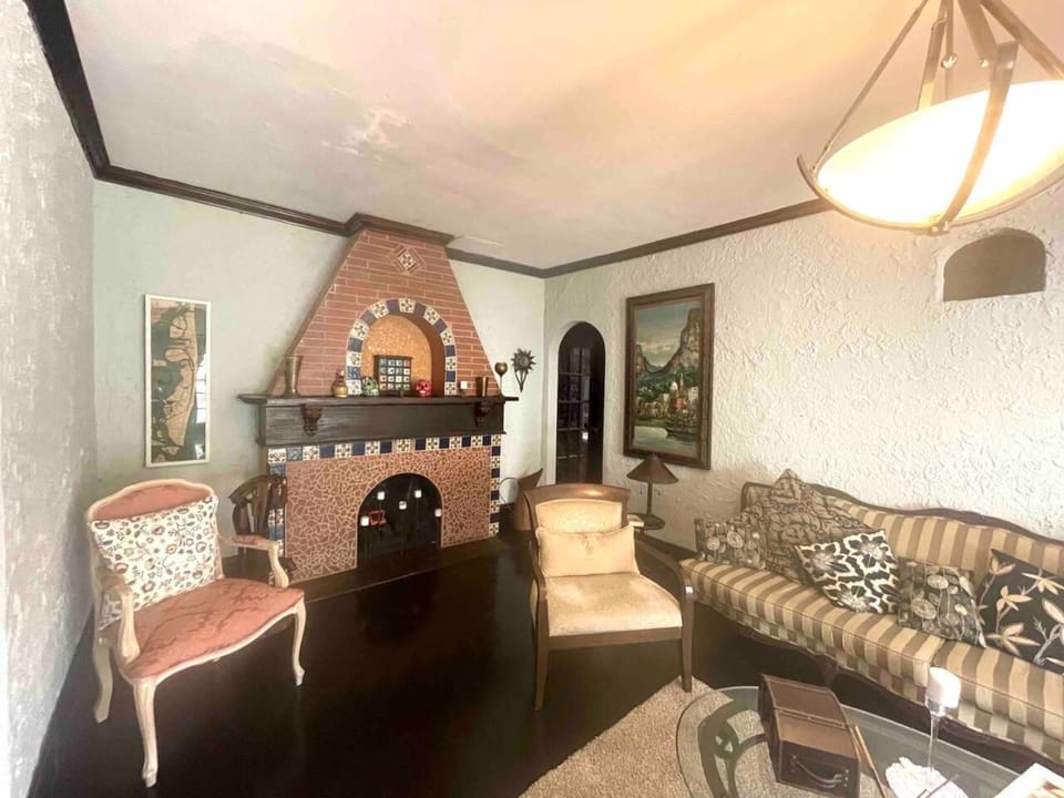 Private room in the Heart of Little Havana Vacation rental in Coral Gables