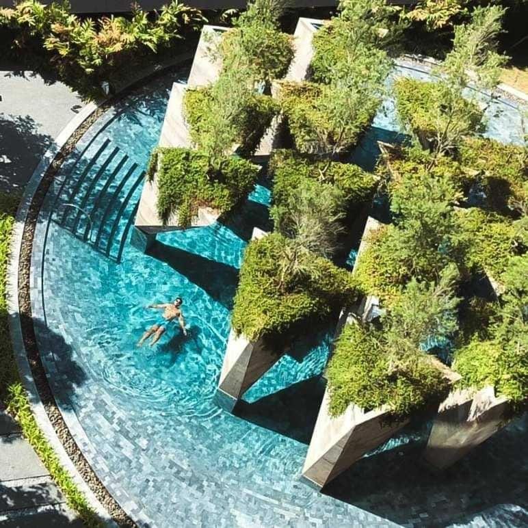 Swimming pool