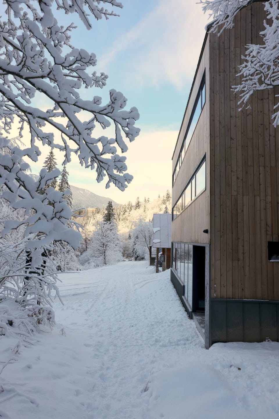 Property building, Facade/entrance, Winter