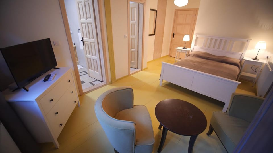 Photo of the whole room, Seating area, Bedroom, hair dresser