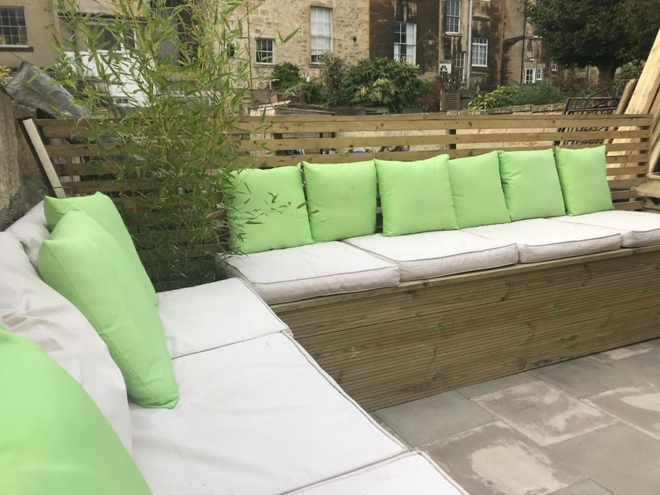 Patio, Garden, Balcony/Terrace