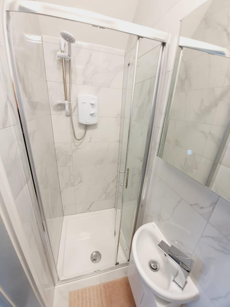 Southend on Sea - Westcliff Studios - Great Location Apartment in Southend-on-Sea