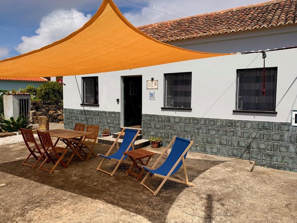 Patio, Facade/entrance