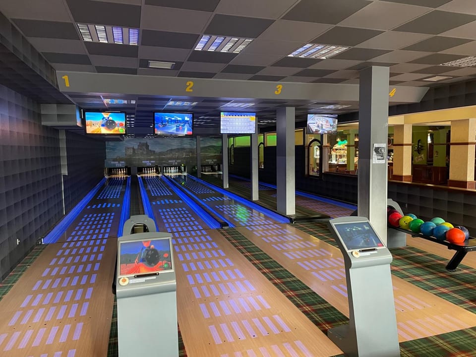 Bowling