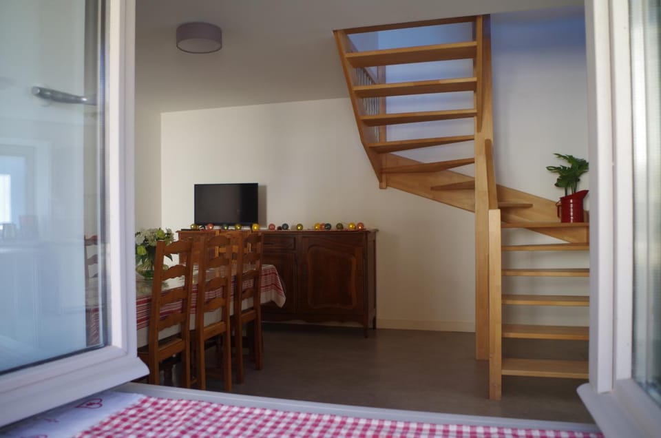 Communal lounge/ TV room, Communal lounge/ TV room, TV and multimedia