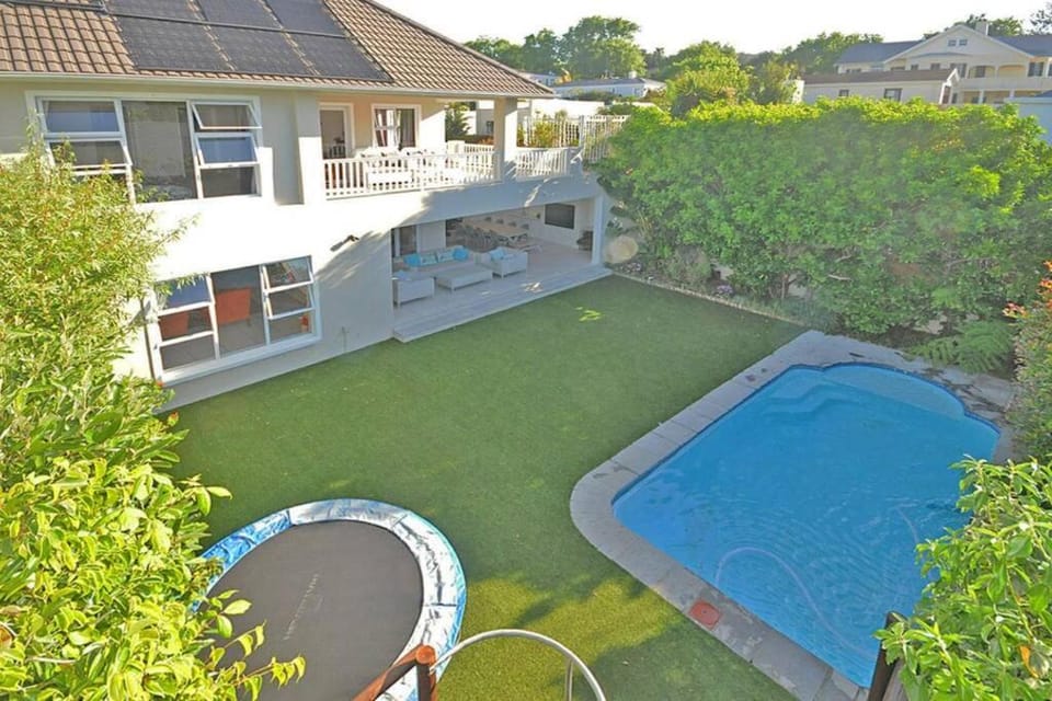 Garden, Swimming pool