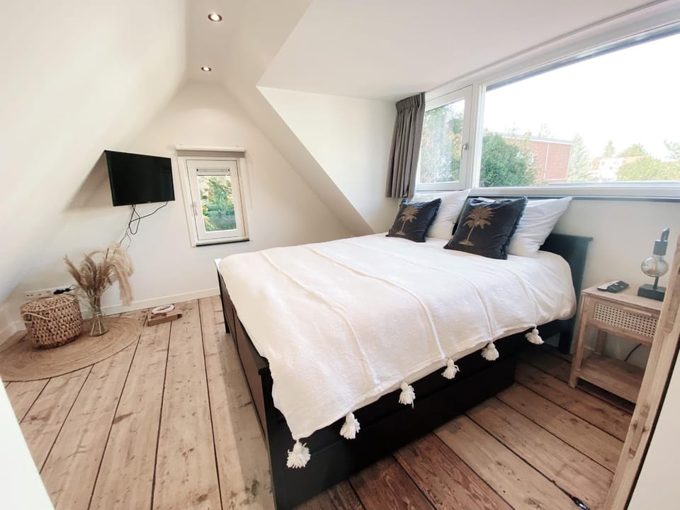 Cozy historical Cottage (Huisje HèHè) House in Wassenaar