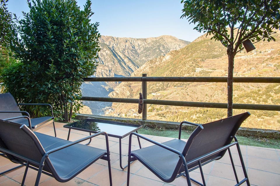 Day, Natural landscape, View (from property/room), Balcony/Terrace, Mountain view