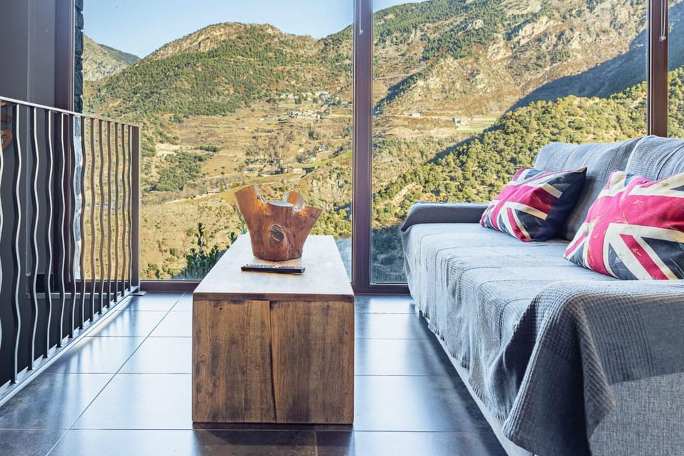 Garden view, Mountain view