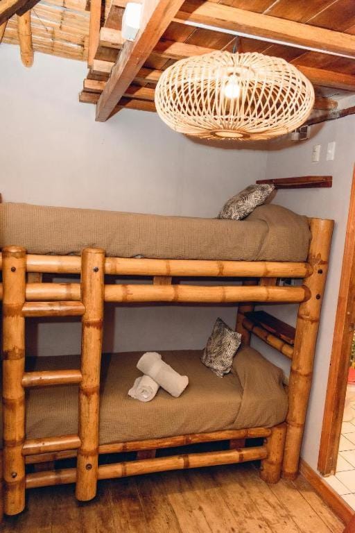 Bed, Photo of the whole room, Bedroom, bunk bed, towels
