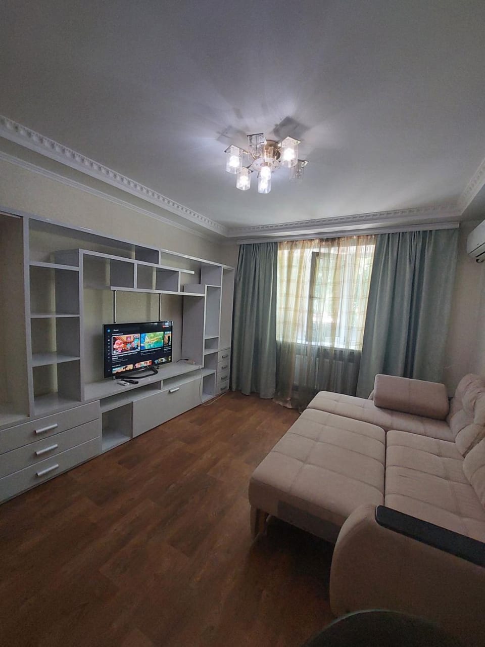 Communal lounge/ TV room, Living room, Seating area, air conditioner