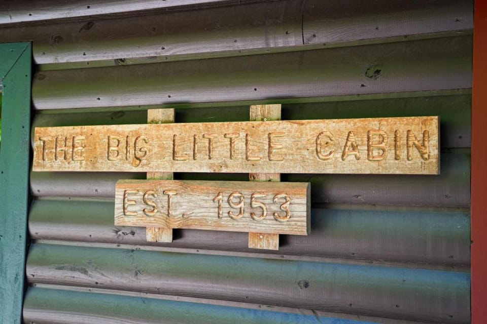 The Big Little Cabin - Hot Tub - Playground Cabin in Georgia