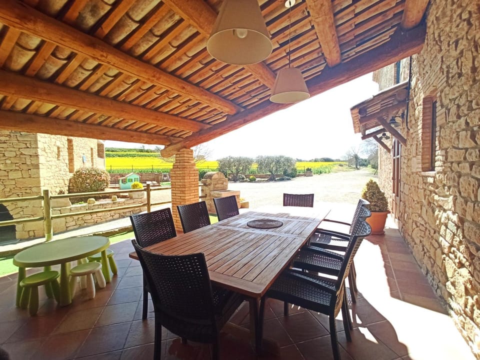 Masia Caselles House in Solsonès