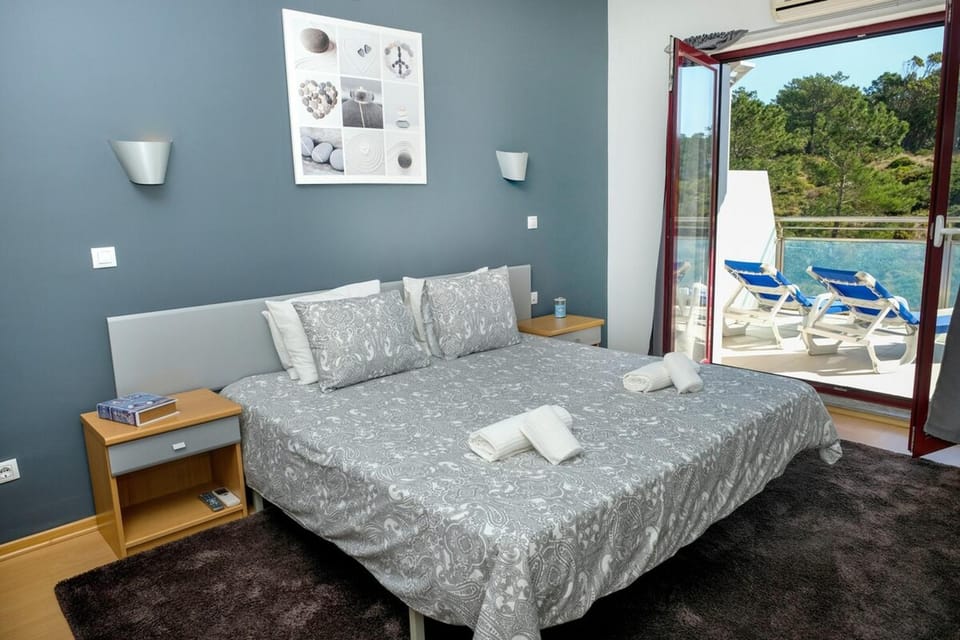 Summer in Paradise - Sea View and Pool in Ericeira Apartment in Ericeira
