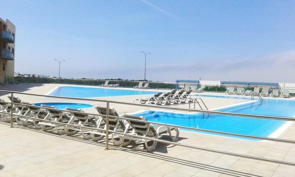 Summer in Paradise - Sea View and Pool in Ericeira Apartment in Ericeira