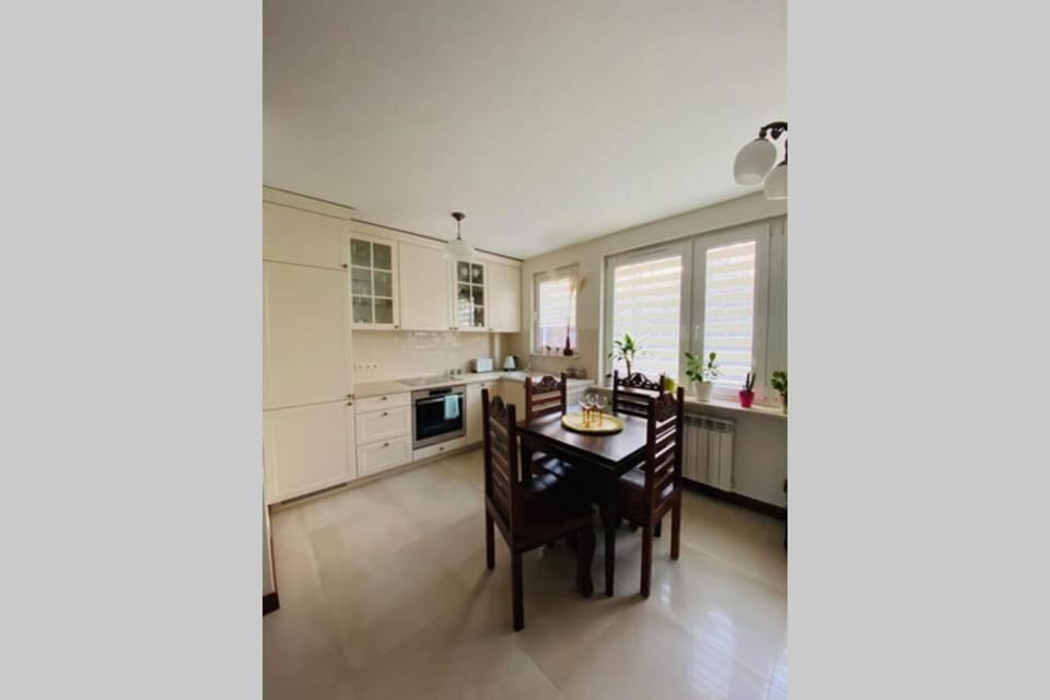 Apartament Stylowy Pruszków Centrum Apartment in Masovian Voivodeship