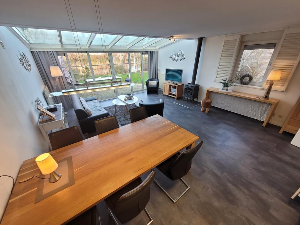 Living room, kitchen