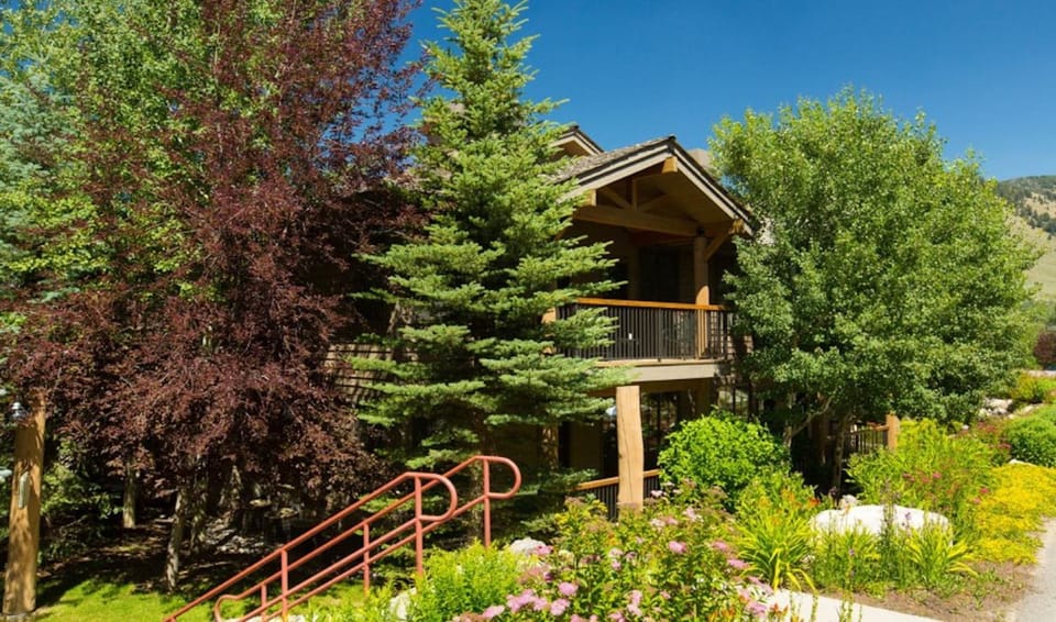 535 Snow King Loop Apartment in Jackson