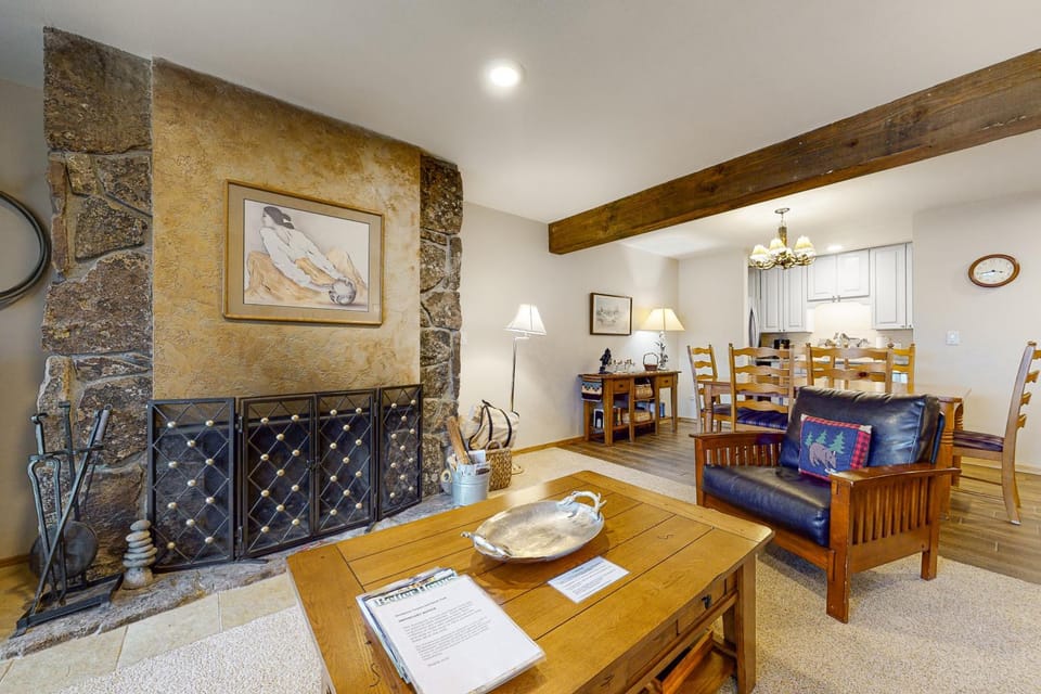 White Ridge B2 Apartment in Teton Village
