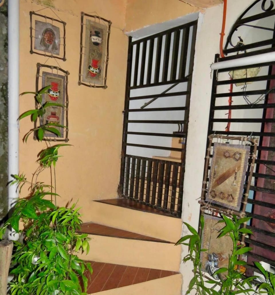 Perlies Inn Balcony House House in Calabarzon