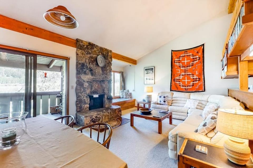 3223 Thimbleberry Apartment in Wilson