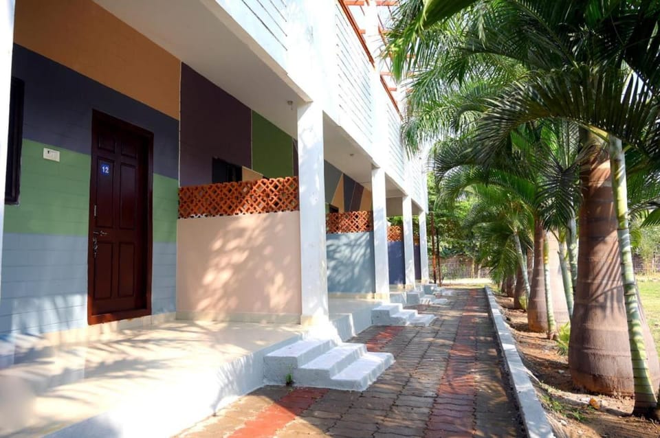 Megha Resort , Hampi Resort in Karnataka