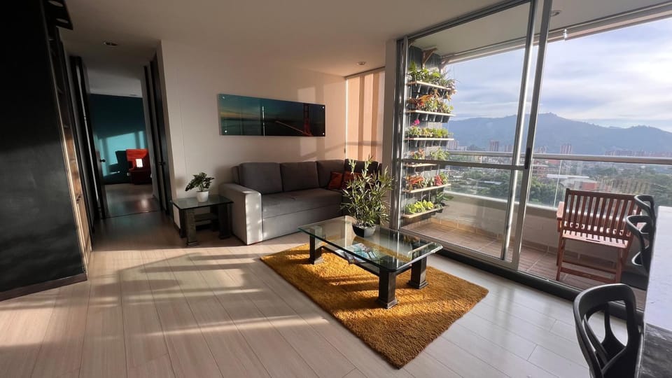 Natural landscape, Balcony/Terrace, Living room, Seating area, Dining area, Mountain view