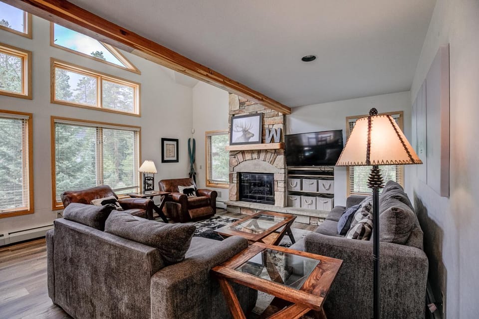 Royal Aspen Retreat Home: Lovely Setting, Spacious House in Breckenridge