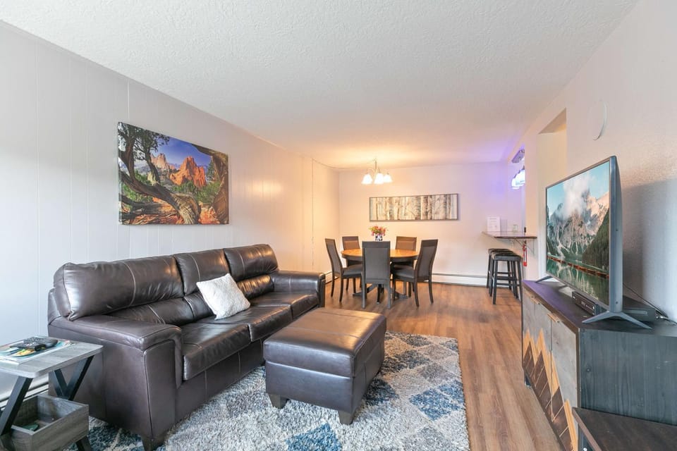 Gold Creek Condo: Downtown, Amazing Views Apartment in Breckenridge