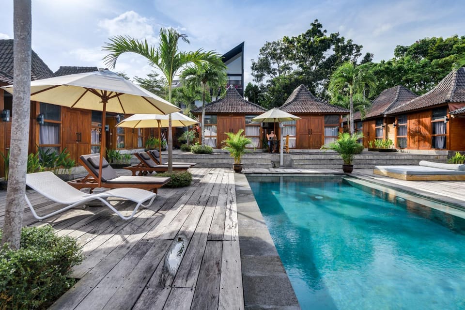 Spring, Day, Pool view, Swimming pool, Swimming pool, sunbed
