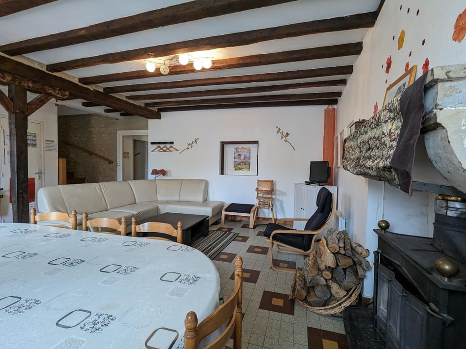 Charmant gîte en Berry avec terrasses, jardin et parking privé, proche de Nohant et La Châtre - FR-1-591-35 House in Centre-Val de Loire