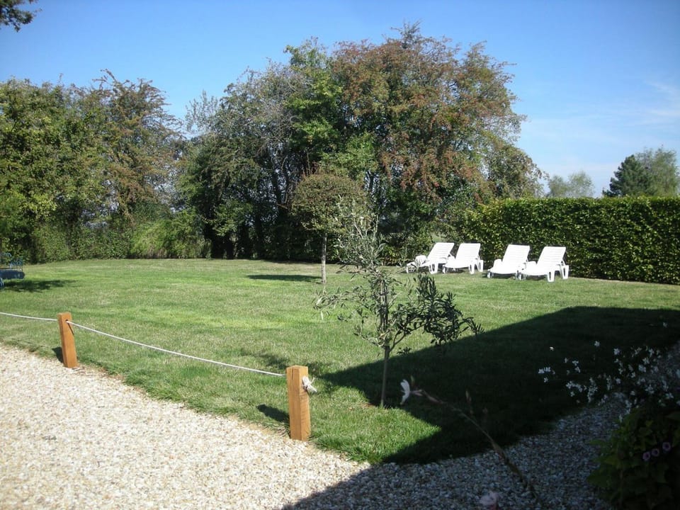 Maison paisible avec jardin clos, terrasse, proche lac d'Eguzon et villages médiévaux - FR-1-591-102 House in Centre-Val de Loire