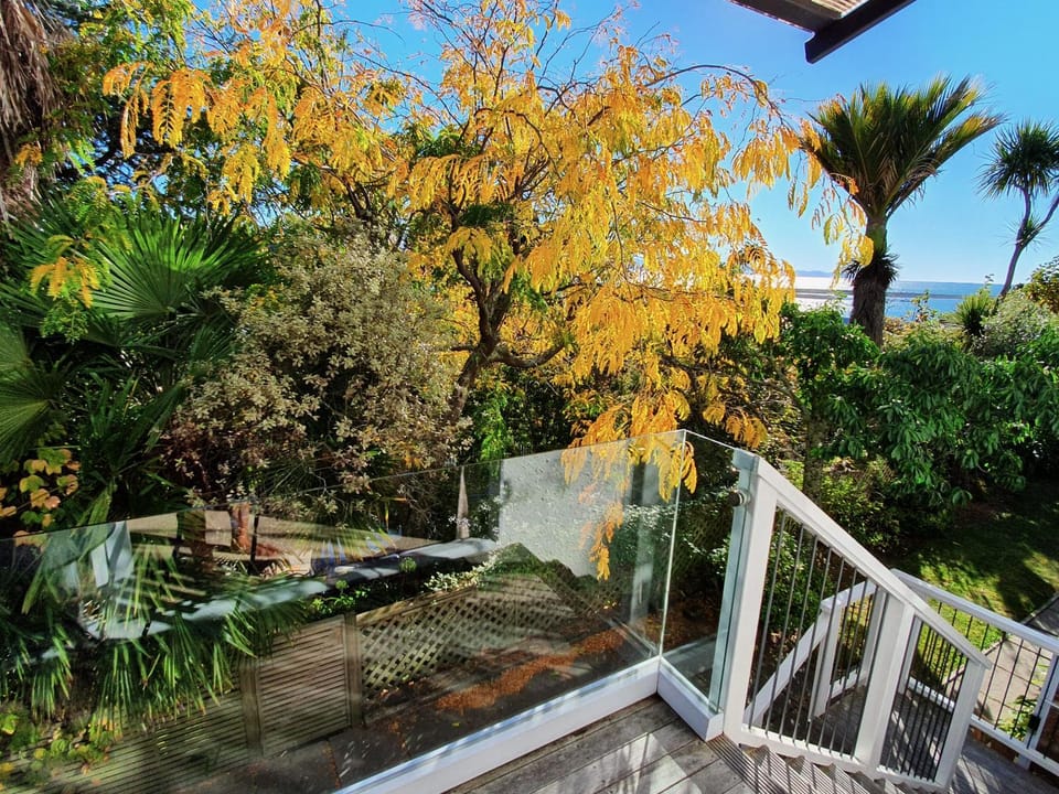Balcony/Terrace, Garden view