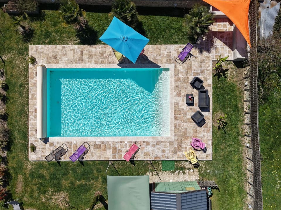 Maison avec jardin, piscine chauffée et baignade à proximité - Le Menoux - FR-1-591-234 House in Centre-Val de Loire
