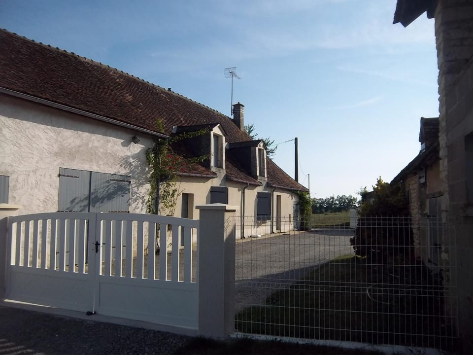Fermette rénovée à Argy - Proche forêt et châteaux, jardin, équipement bébé, animaux acceptés - FR-1-591-253 House in Centre-Val de Loire