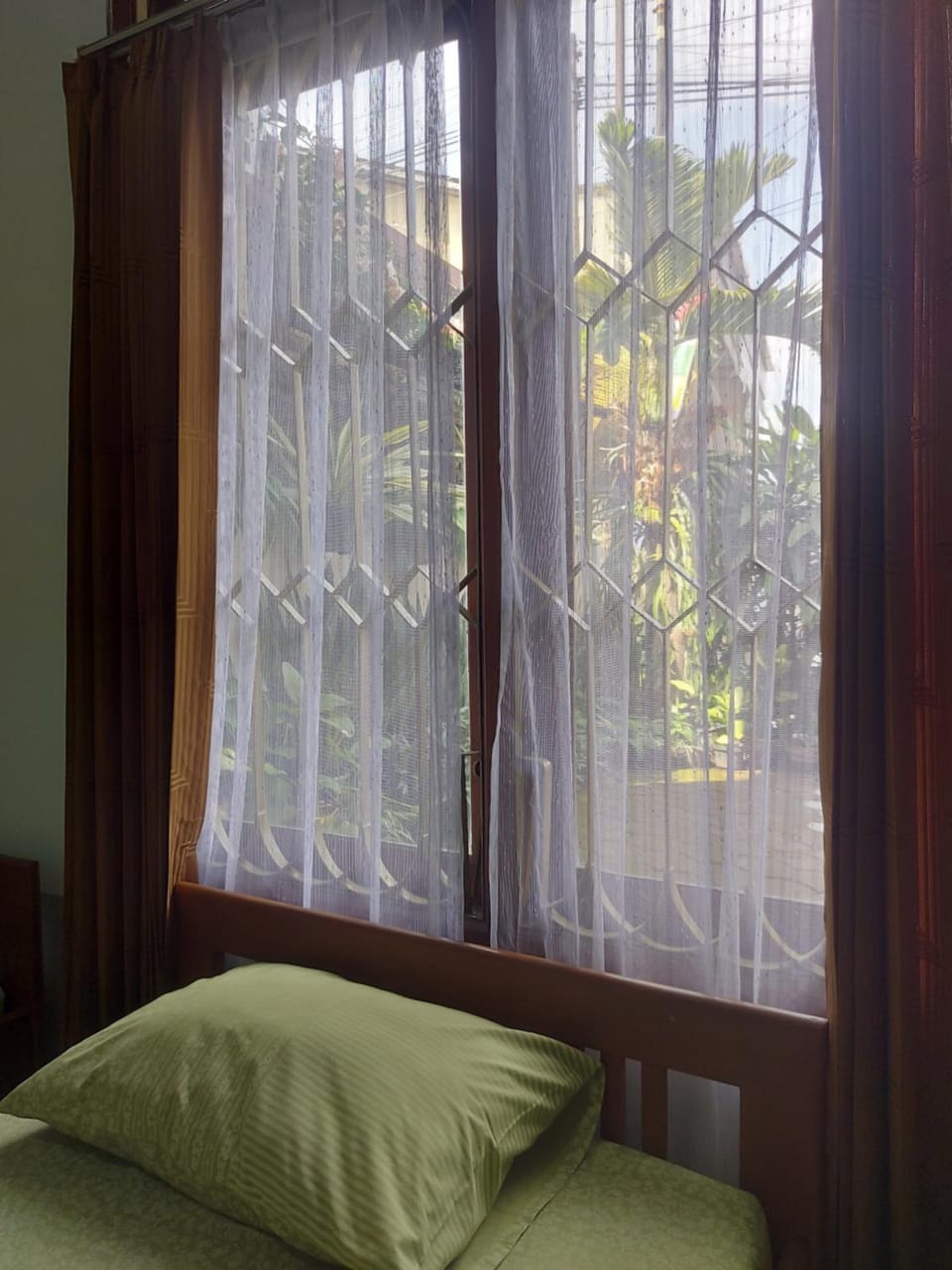 View (from property/room), Bedroom, children, group of guests, Family, towels, VIP, air conditioner
