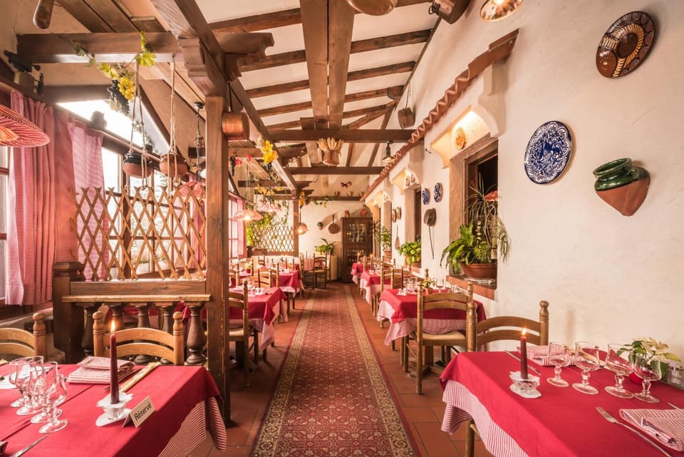 Restaurant/places to eat