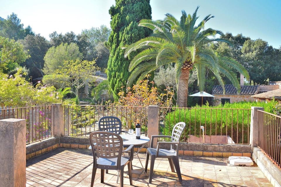 Patio, Spring, Day, Garden, Balcony/Terrace, Dining area, Garden view