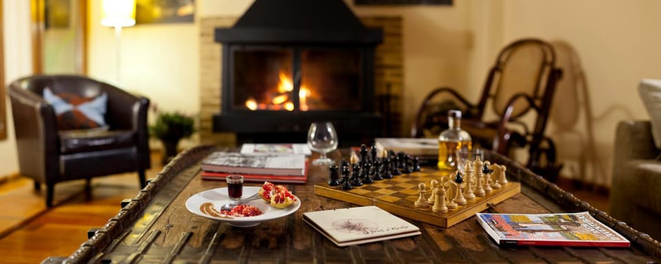 Communal lounge/ TV room