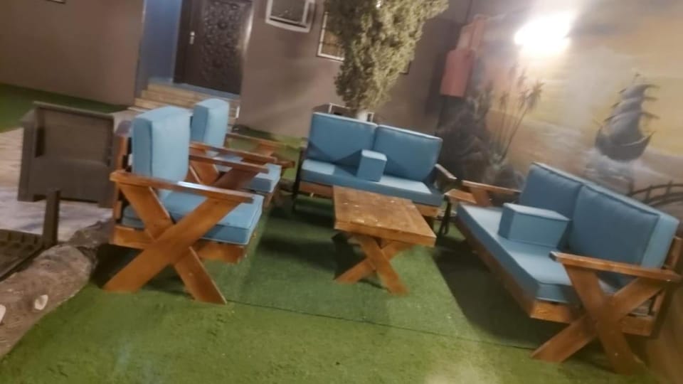 Seating area