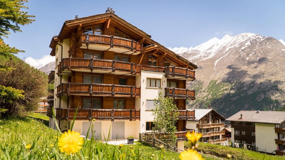 Property building, Summer