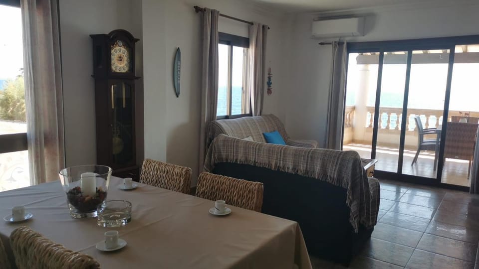 Living room, Seating area, Dining area, Sea view