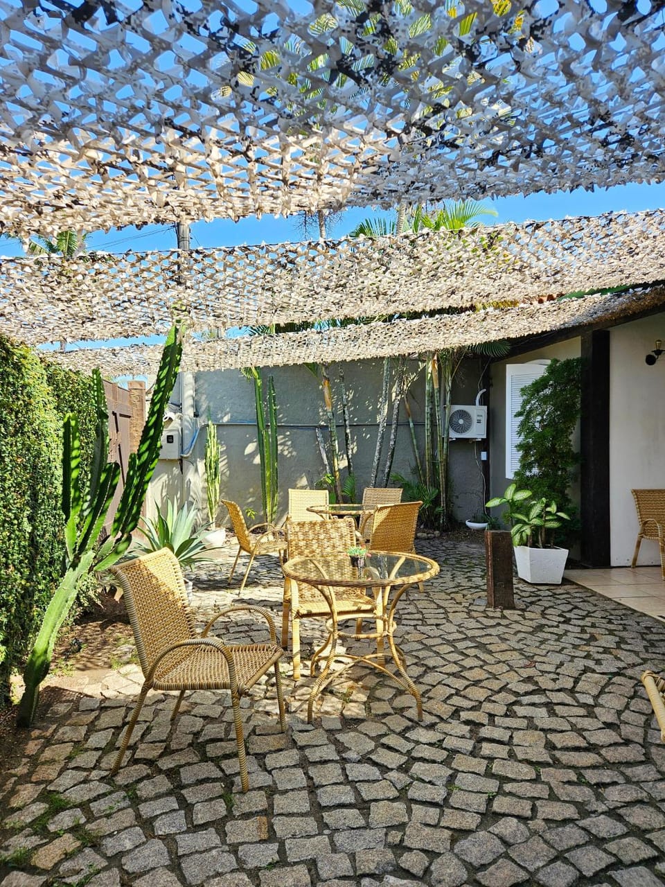 Patio, Garden view