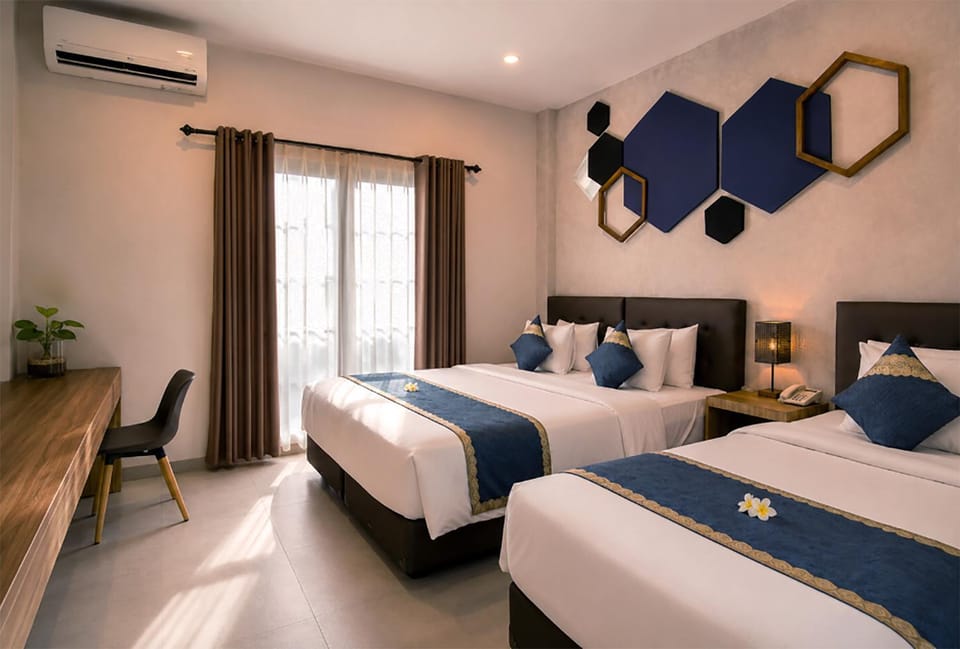 Bed, Photo of the whole room, Bedroom, air conditioner